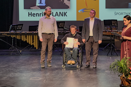 Heno Plank športnik invalid